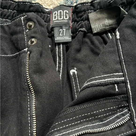 NWOT BDG Cargo Pants - Picture 4 of 4